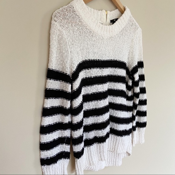 H&M Striped Knit Sweater Navy Blue White M - Picture 3 of 7